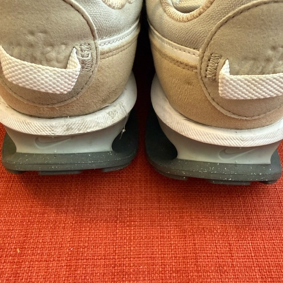 Nike Air Max Pre-Day Light Bone Sandrift Sneakers Size 8 - Picture 3 of 9